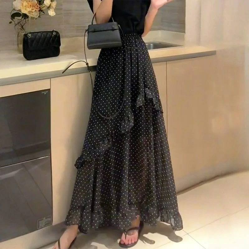 Thin Polka Dot Black Long Skirt Summer New Design Ruffle Leaf Edge A-shaped Skirt
Thin Polka Dot Black Long Skirt Summer New Design Ruffle Leaf Edge A-shaped Skirt