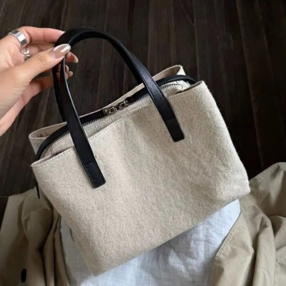 Top-handle Elegant Canvas Tote Bag Multi-layer Waterproof Canvas Shoulder Bag Minimalist Large Capacity Computer Bag Ladies
Top-handle Elegant Canvas Tote Bag Multi-layer Waterproof Canvas Shoulder Bag Minimalist Large Capacity Computer Bag Ladies