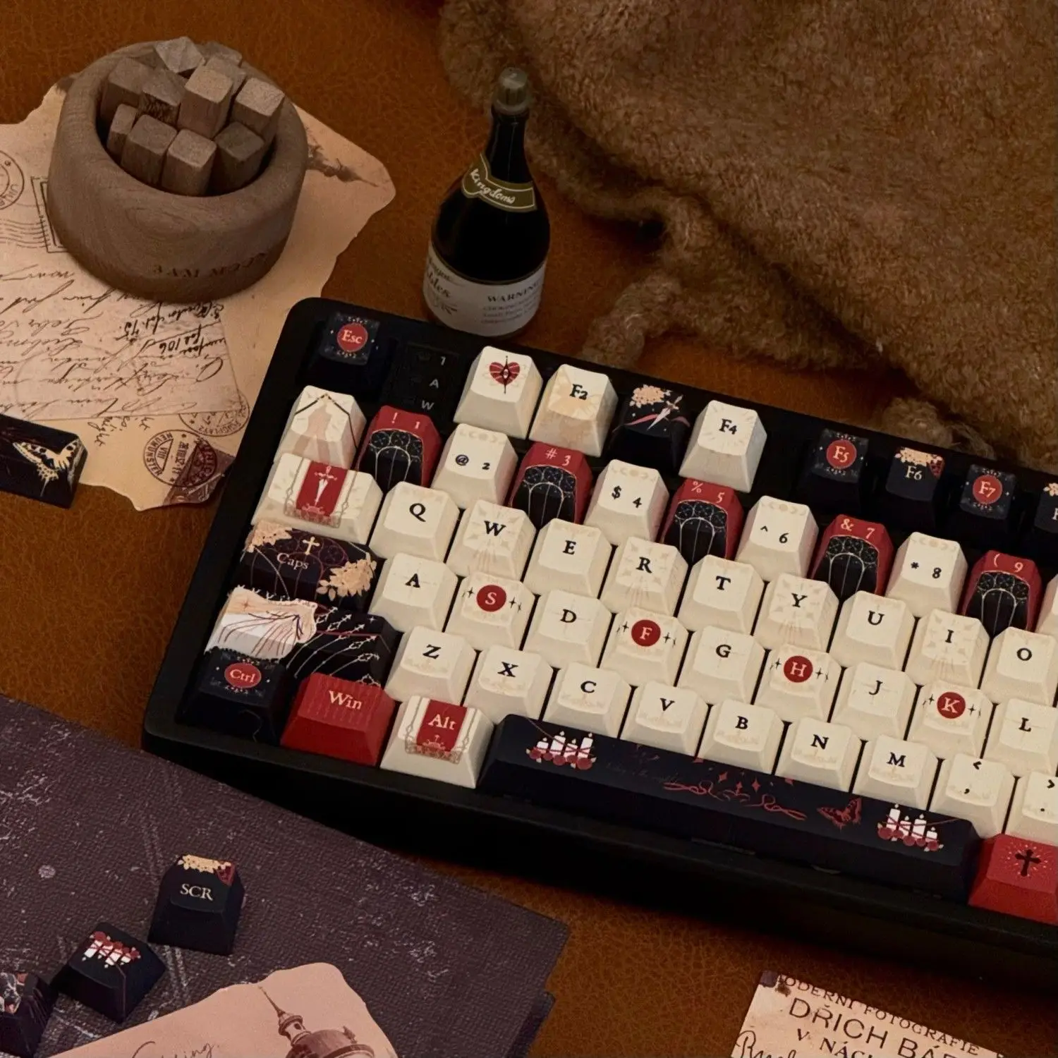 Nun keycap Original height PBT material Hot increase appearance Personalized retro keycap
Nun keycap Original height PBT material Hot increase appearance Personalized retro keycap