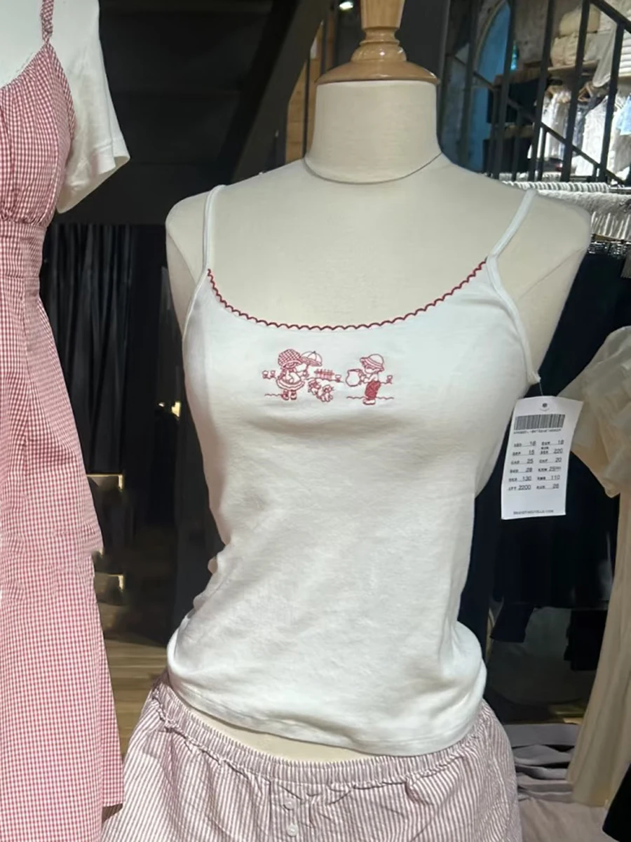 Майка с вышивкой для девочек и кошек, женская летняя кружевная отделка, хлопковая тонкая майка, милые милые укороченные топы без рукавов в консервативном стиле Y2k 
Майка с вышивкой для девочек и кошек, женская летняя кружевная отделка, хлопковая тонкая майка, милые милые укороченные топы без рукавов в консервативном стиле Y2k