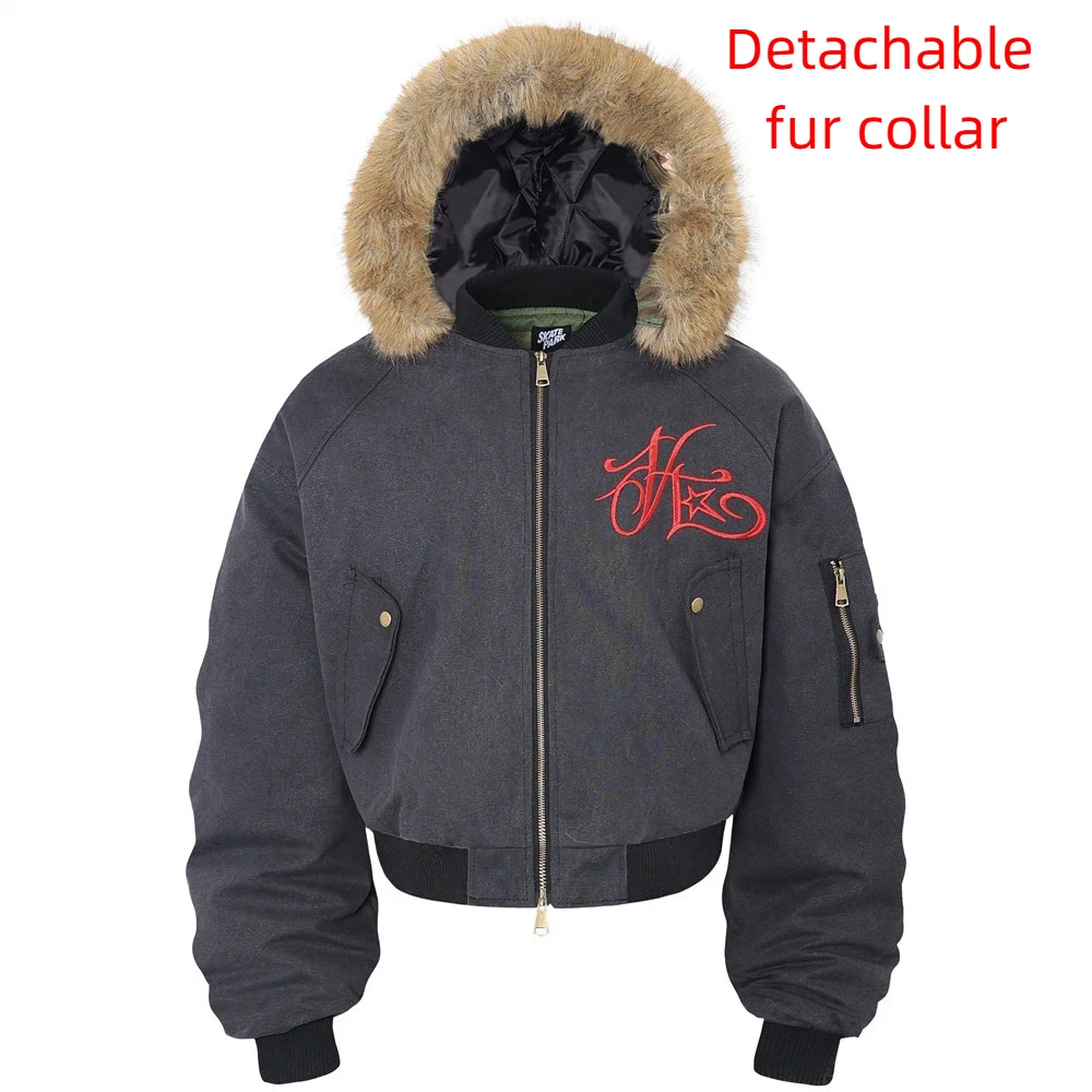 Мужская зимняя куртка-бомбер с вышивкой букв, хлопковое пальто с капюшоном и съемным меховым воротником, теплая летная куртка в бейсбольном стиле
Мужская зимняя куртка-бомбер с вышивкой букв, хлопковое пальто с капюшоном и съемным меховым воротником, теплая летная куртка в бейсбольном стиле