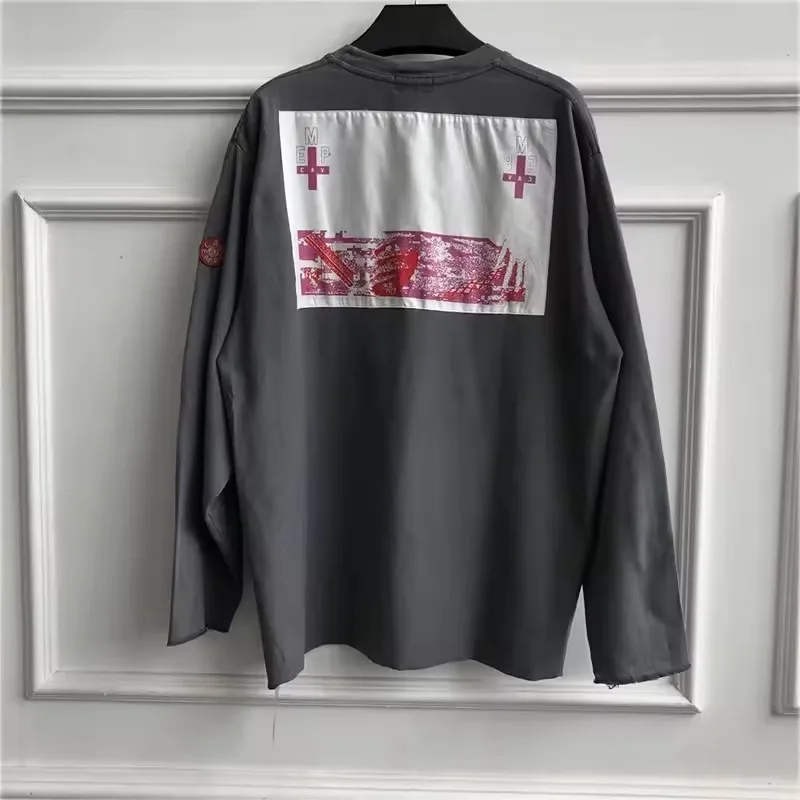 Новые футболки с длинными рукавами C.E CAV EMPT 2025 года, весенне-осенняя хлопковая повседневная уличная одежда, футболка с вышивкой «Старый крест» CAVEMPT
Новые футболки с длинными рукавами C.E CAV EMPT 2025 года, весенне-осенняя хлопковая повседневная уличная одежда, футболка с вышивкой «Старый крест» CAVEMPT