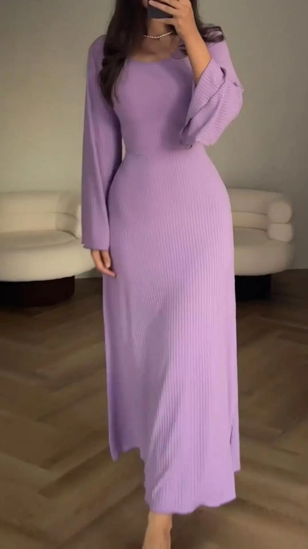 European and American 2024 autumn and winter new long-sleeved loose casual professional dress with slits
European and American 2024 autumn and winter new long-sleeved loose casual professional dress with slits