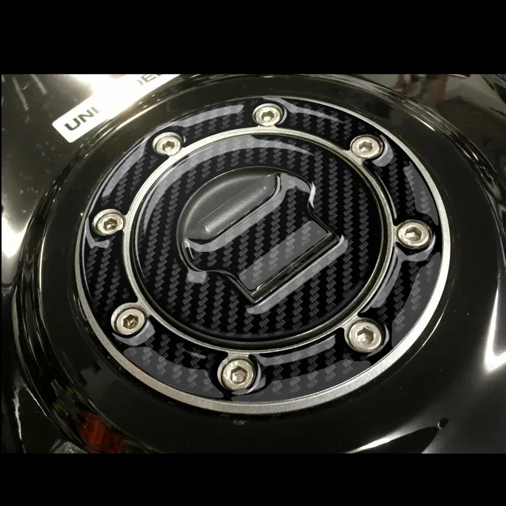 Прозрачная защитная наклейка на крышку топливного бака мотоцикла для моделей Suzuki 1992-2024 гг.
Прозрачная защитная наклейка на крышку топливного бака мотоцикла для моделей Suzuki 1992-2024 гг.