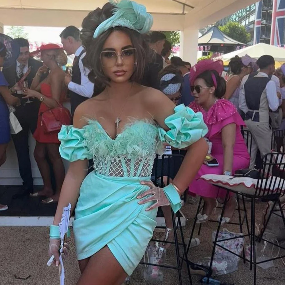 Sexy Satin Cocktail Dress For Wedding Sheath Cocktail Gown V Neck Strapless Formal Party Gown With Feather
Sexy Satin Cocktail Dress For Wedding Sheath Cocktail Gown V Neck Strapless Formal Party Gown With Feather