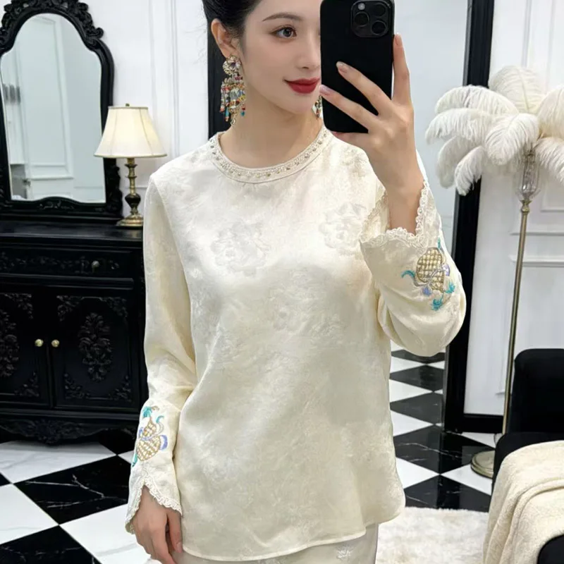 High-end Spring Autumn New Acetate Coat Embroidery Flowers Women Elegant Loose Lady Top S-XXL
High-end Spring Autumn New Acetate Coat Embroidery Flowers Women Elegant Loose Lady Top S-XXL