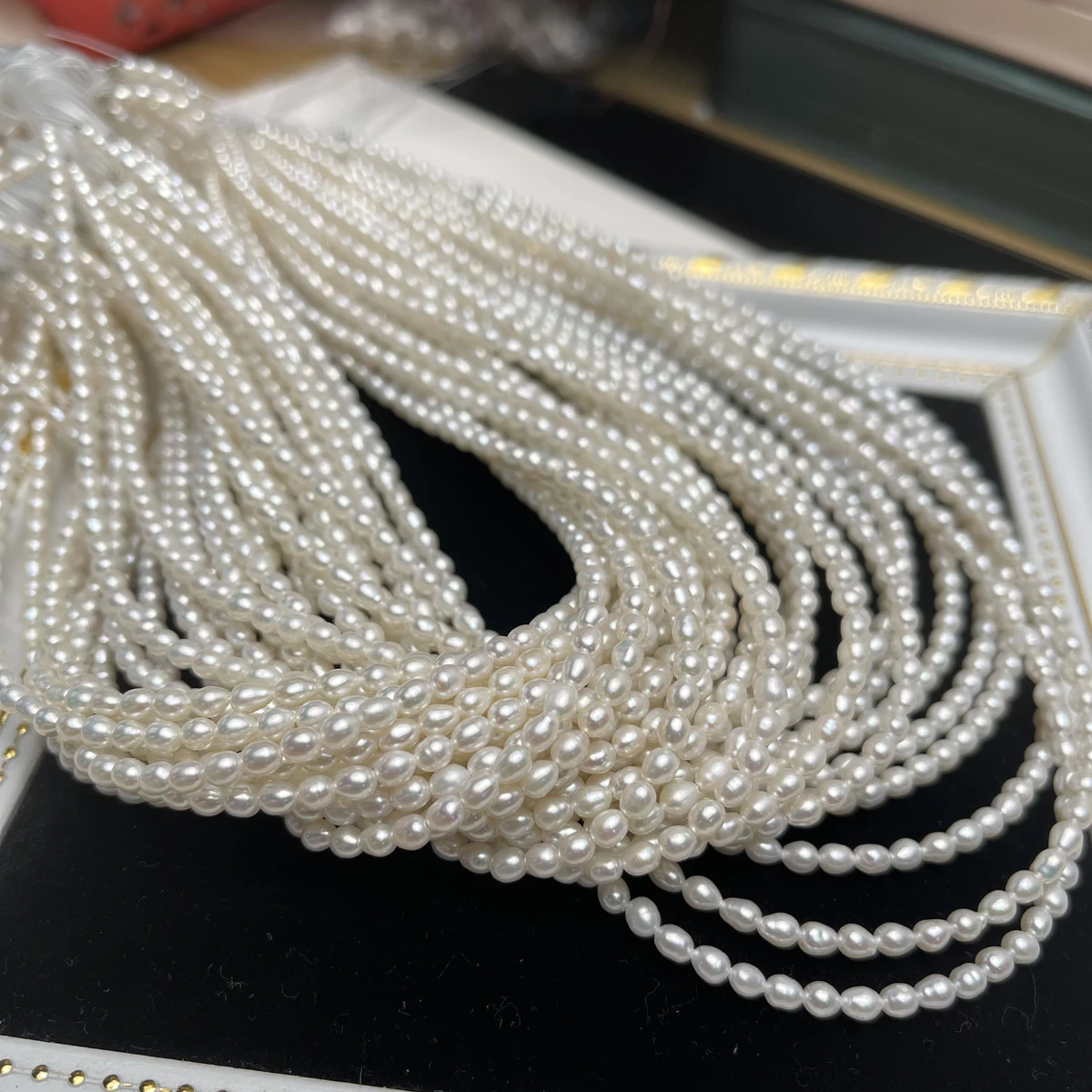 3-4mm Rice Natural Freshwater Pearl Spacer Bead for Jewelry Factory Wholesale Make DIY Necklace Earring Bracelet Accessory Women
3-4mm Rice Natural Freshwater Pearl Spacer Bead for Jewelry Factory Wholesale Make DIY Necklace Earring Bracelet Accessory Women