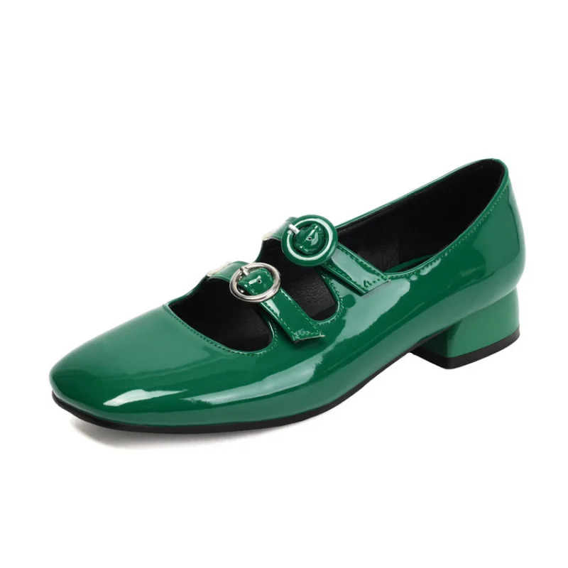 Pumps women shoes Slip-On Thick Heel shoes for women new styles Big size Square toes simple and elegant Comfortable
Pumps women shoes Slip-On Thick Heel shoes for women new styles Big size Square toes simple and elegant Comfortable