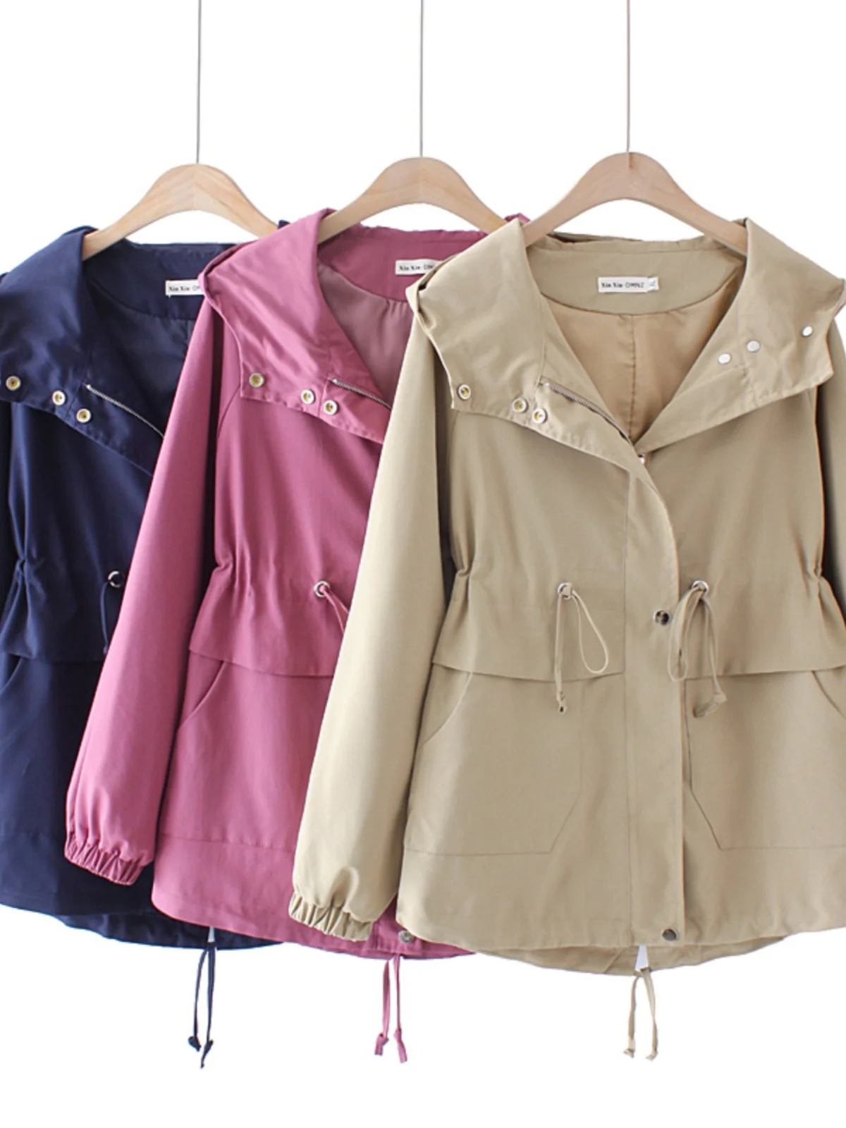 Korean Style Women's Casual Hooded Jacket Belted Waistcoat Long Sleeve Polyester Fiber Commute Windbreaker Outerwear
Korean Style Women's Casual Hooded Jacket Belted Waistcoat Long Sleeve Polyester Fiber Commute Windbreaker Outerwear