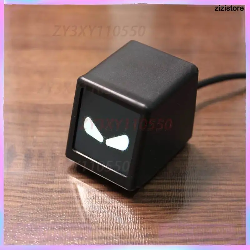 Decorative smart car robot mochi flat version car ornaments Office creative desktop ornaments smart toys
Decorative smart car robot mochi flat version car ornaments Office creative desktop ornaments smart toys