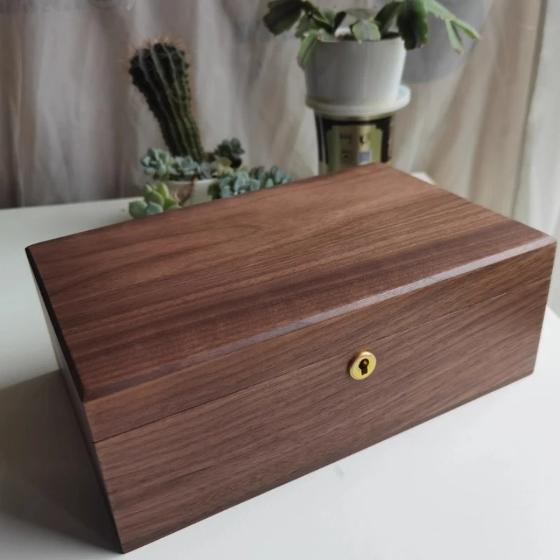 Винтажный настольный органайзер из орехового дерева, запираемая деревянная коробка для хранения косметики и ювелирных изделий, косметический органайзер
Винтажный настольный органайзер из орехового дерева, запираемая деревянная коробка для хранения косметики и ювелирных изделий, косметический органайзер