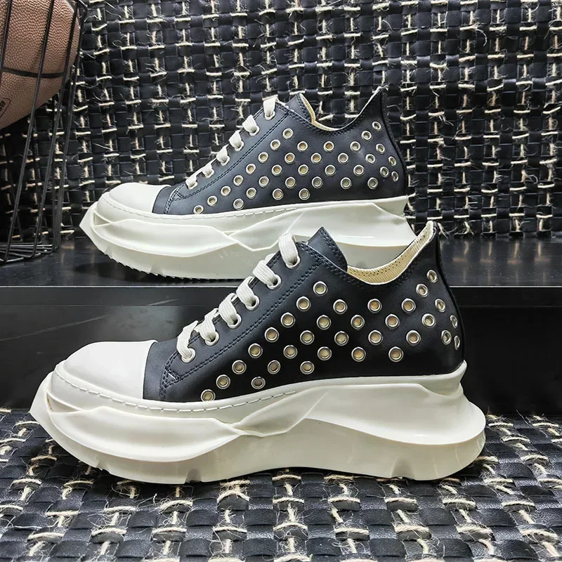 New Men's and Women's Leather Rivet Casual Shoes Designer Platform Increases Platform Sports Casual Shoes Brand-name Shoes.
New Men's and Women's Leather Rivet Casual Shoes Designer Platform Increases Platform Sports Casual Shoes Brand-name Shoes.