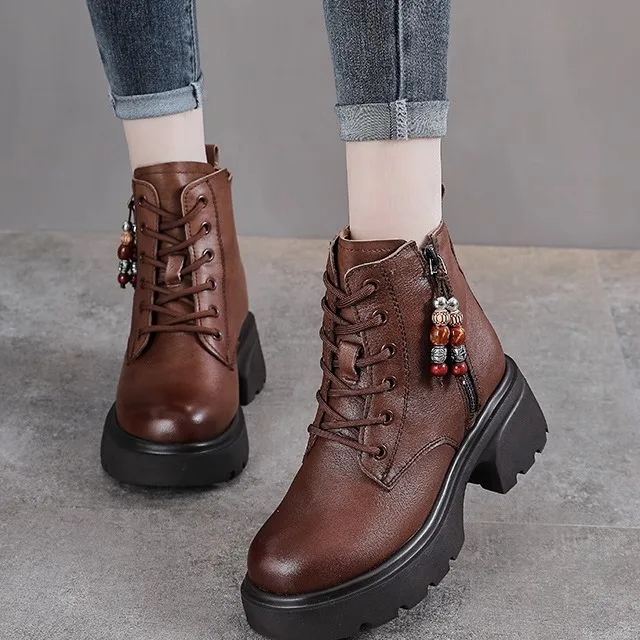 Retro Genuine Leather Boots Women's Ethnic Style Cotton Boots Snow Short Boots High Tube round Toe Thick Heel Rubber Sole
Retro Genuine Leather Boots Women's Ethnic Style Cotton Boots Snow Short Boots High Tube round Toe Thick Heel Rubber Sole