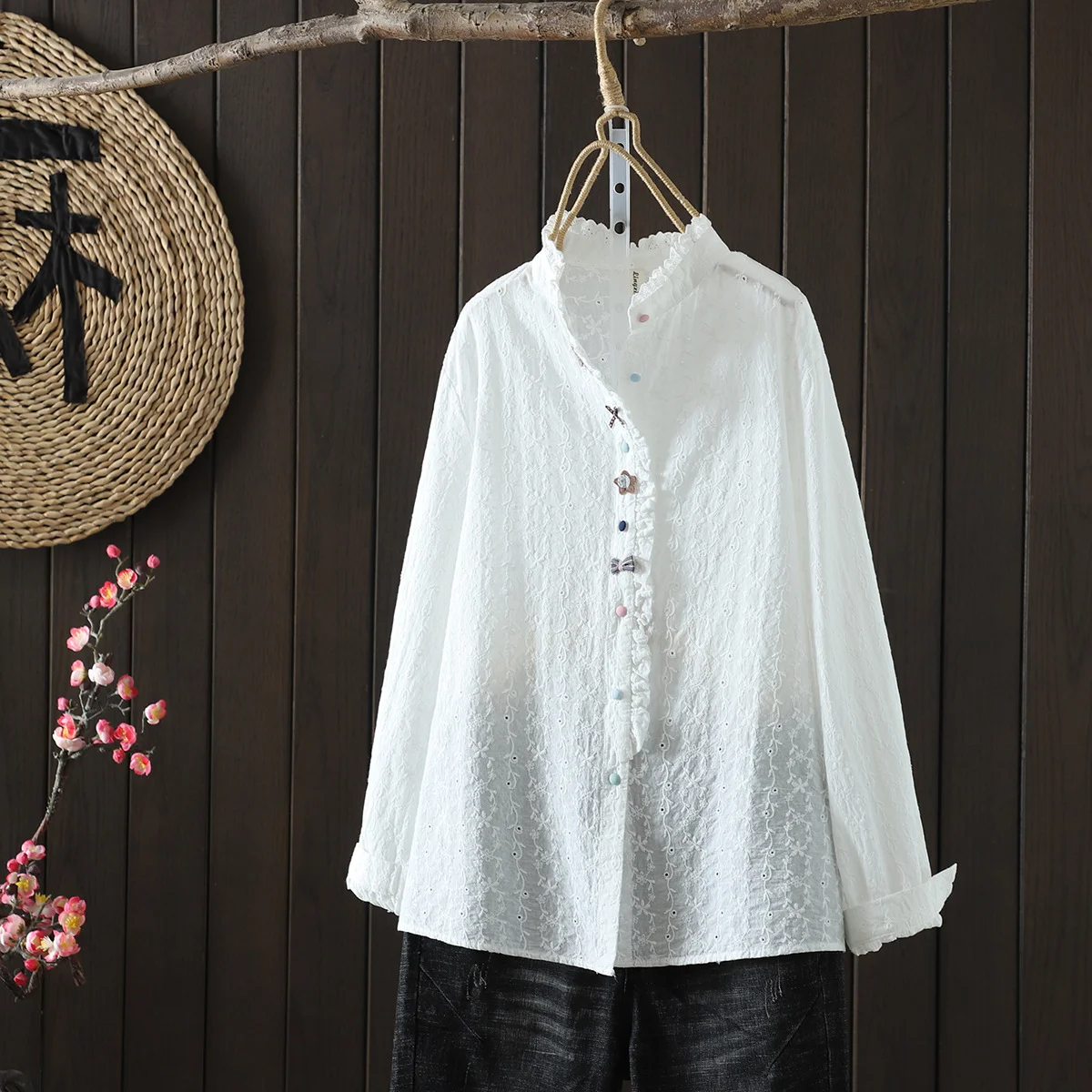 Japanese vintage clothes sweet stand collar long sleeve cotton white embroider shirt blouse fashion women's clothing 2024
Japanese vintage clothes sweet stand collar long sleeve cotton white embroider shirt blouse fashion women's clothing 2024