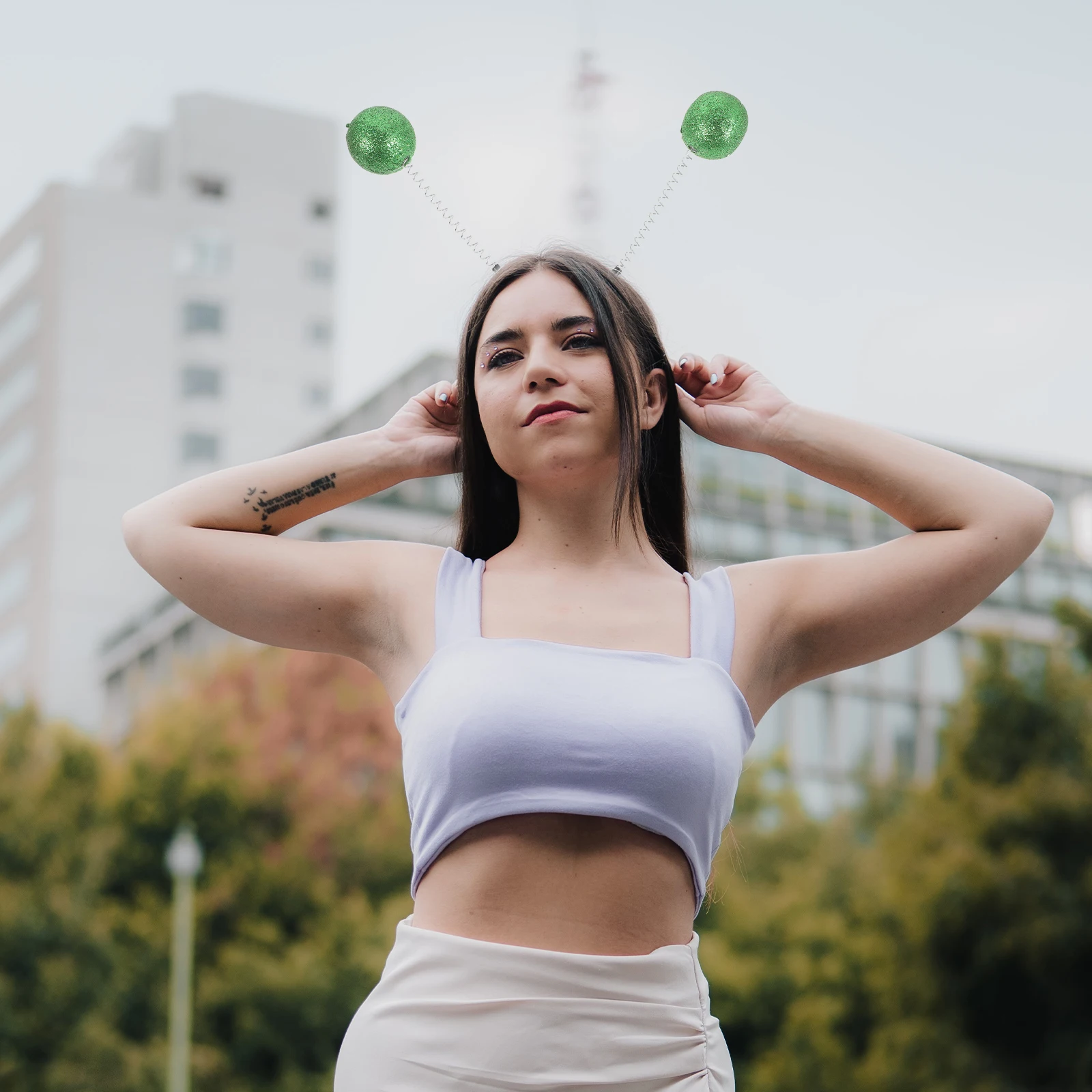 5Pcs Fashion Headband with Foam Ball Cute Hair Accessories for Women Decorative Headdress Lightweight Comfortable Party Festival
5Pcs Fashion Headband with Foam Ball Cute Hair Accessories for Women Decorative Headdress Lightweight Comfortable Party Festival