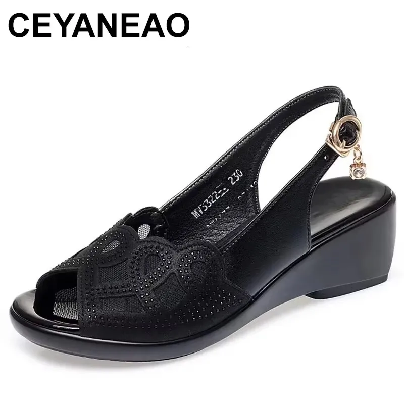 2025 Summer New Fashion Thick Heels Peep Toe Shallow Flowers Rivet Cut Out Buckle Strap Genuine Leather Women Gladiator Sandals
2025 Summer New Fashion Thick Heels Peep Toe Shallow Flowers Rivet Cut Out Buckle Strap Genuine Leather Women Gladiator Sandals