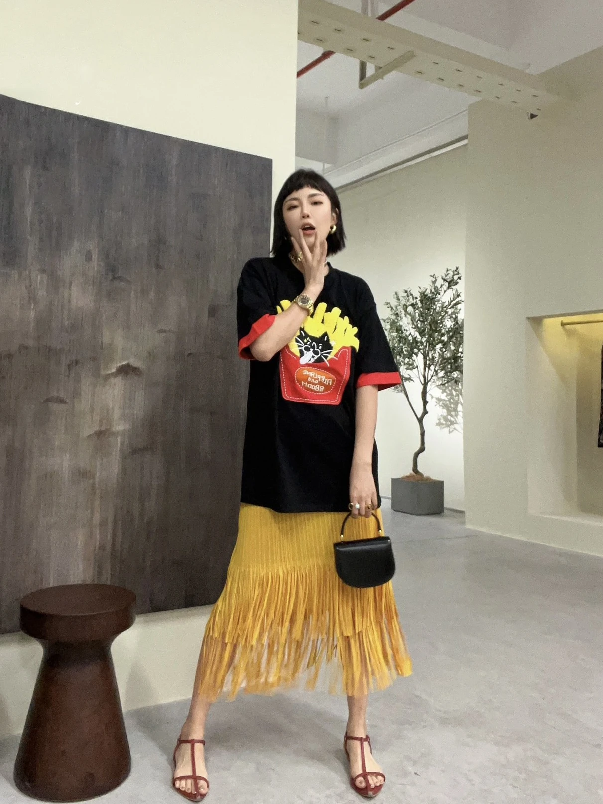 Retro Style Pleated Skirt Women's Slim Fit Tassel Trimmed Skirts Business Casual Beach Citywalk Touring Skirts
Retro Style Pleated Skirt Women's Slim Fit Tassel Trimmed Skirts Business Casual Beach Citywalk Touring Skirts