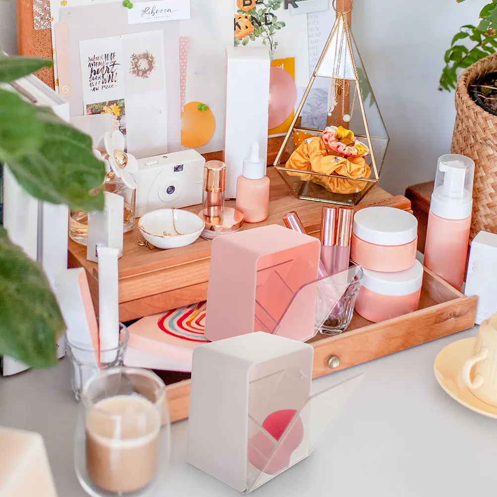 Хлопковая коробка для хранения, многофункциональный держатель для подушечек, настольные аксессуары, сумка для ванной комнаты, многоразовый органайзер, прочная структура, легко
Хлопковая коробка для хранения, многофункциональный держатель для подушечек, настольные аксессуары, сумка для ванной комнаты, многоразовый органайзер, прочная структура, легко