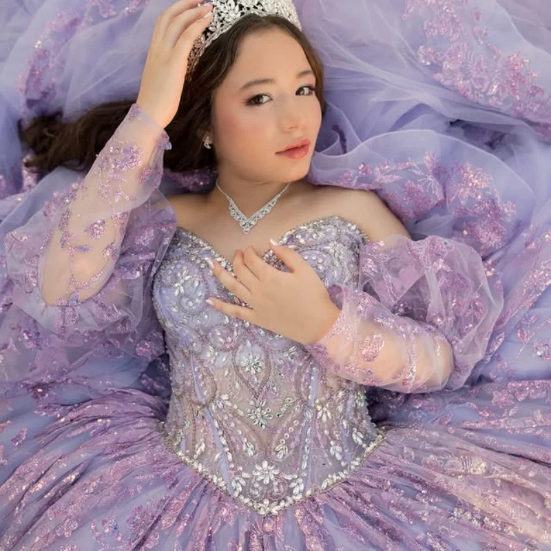 Customized Shiny Purple Quinceanera Dresses Off the Shoulder sequin applique Long tail crystal layering Vestido 15 Quinceanera
Customized Shiny Purple Quinceanera Dresses Off the Shoulder sequin applique Long tail crystal layering Vestido 15 Quinceanera