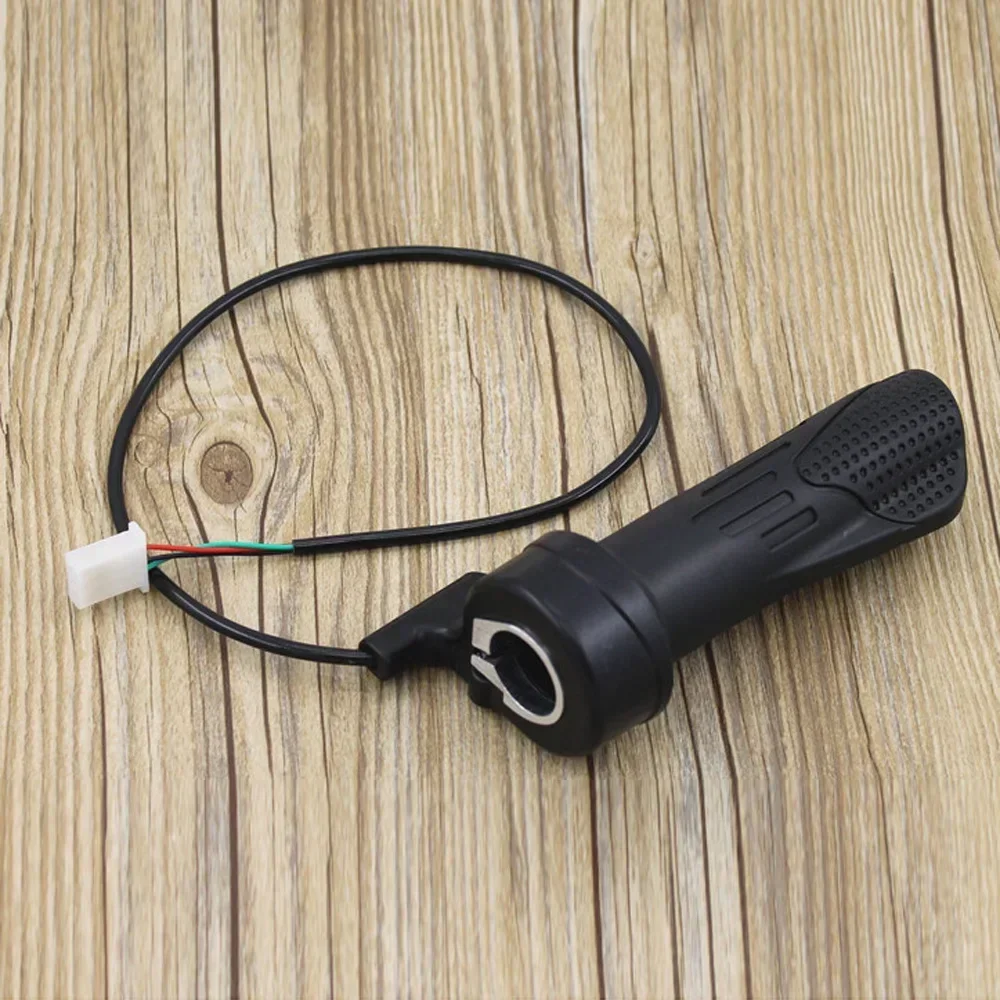 Universal Electric Bicycle Throttle Accelerator For E-bike Electric Scooter Adjustable Throttle Grips Speed Control Handle
Universal Electric Bicycle Throttle Accelerator For E-bike Electric Scooter Adjustable Throttle Grips Speed Control Handle