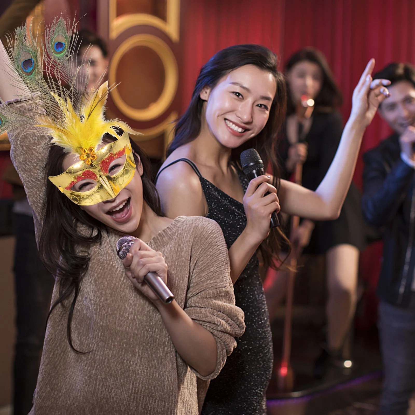 1Pcs Peacock Mask Creative Christmas Mask for Adults Party Cosplay Plastic Festival Accessory
1Pcs Peacock Mask Creative Christmas Mask for Adults Party Cosplay Plastic Festival Accessory