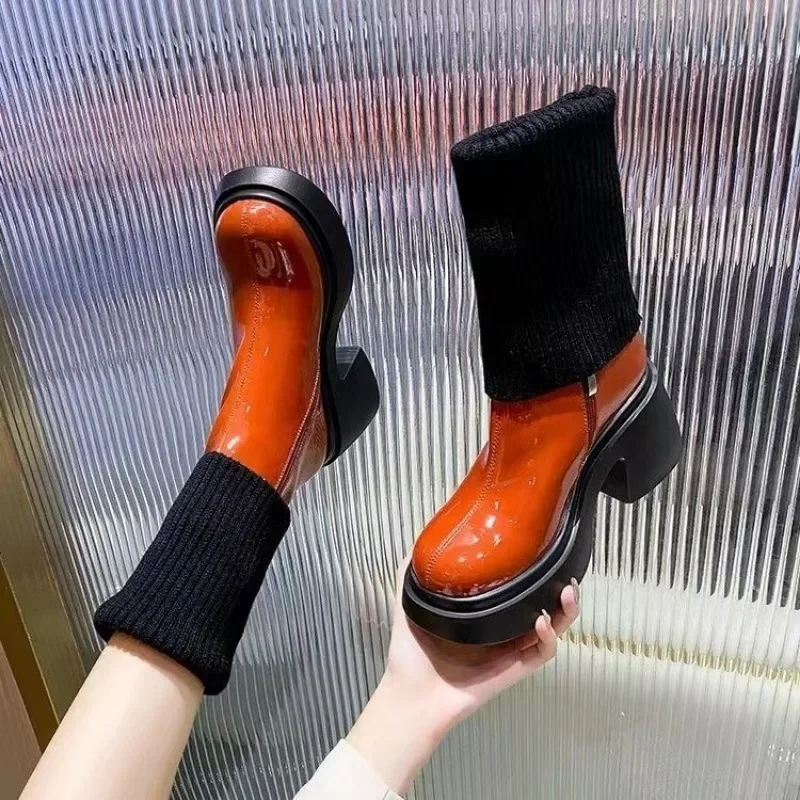Autumn and Winter New Knitted Spliced Slim Elastic Boots with Thick Heels and High Sleeves Fashion Two Wear Women's Boots
Autumn and Winter New Knitted Spliced Slim Elastic Boots with Thick Heels and High Sleeves Fashion Two Wear Women's Boots