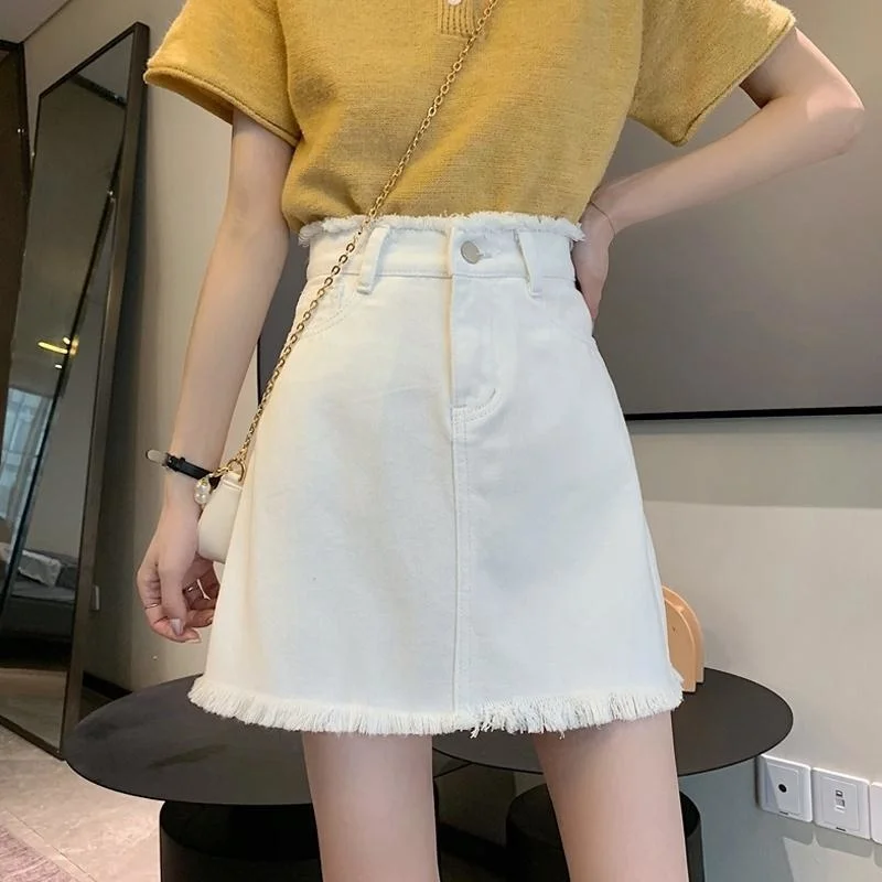 Women White Black Denim Mini Skirt Casual High Waist Korean Fashion A-line Jeans Skirt Girl Short Skirt Mujer 4XL 5XL
Women White Black Denim Mini Skirt Casual High Waist Korean Fashion A-line Jeans Skirt Girl Short Skirt Mujer 4XL 5XL