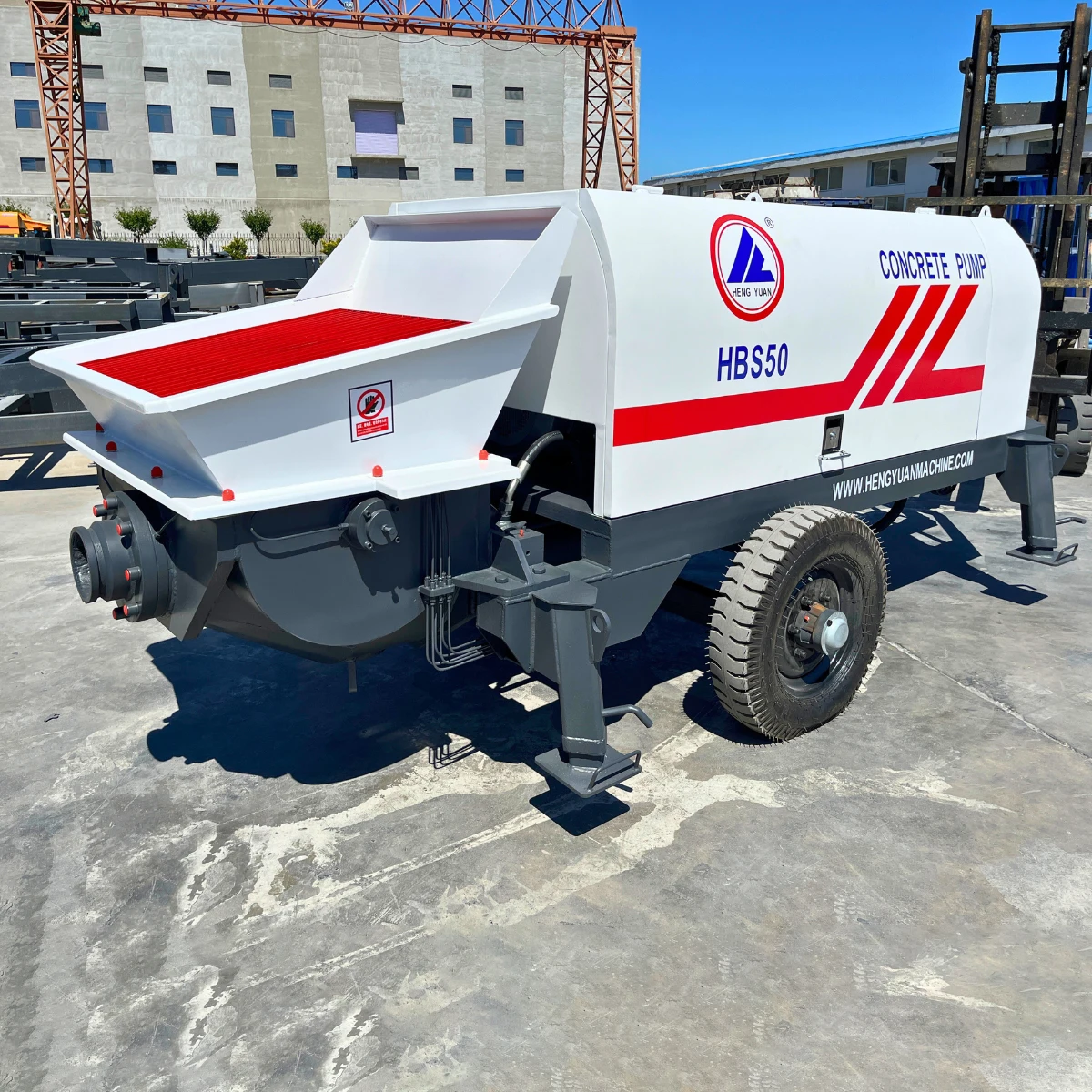 Mobile Diesel Concrete Pump Concrete Pump 3200x1480x1600mm Dimension Easy Move Small Building Home Foundation Work
Mobile Diesel Concrete Pump Concrete Pump 3200x1480x1600mm Dimension Easy Move Small Building Home Foundation Work
