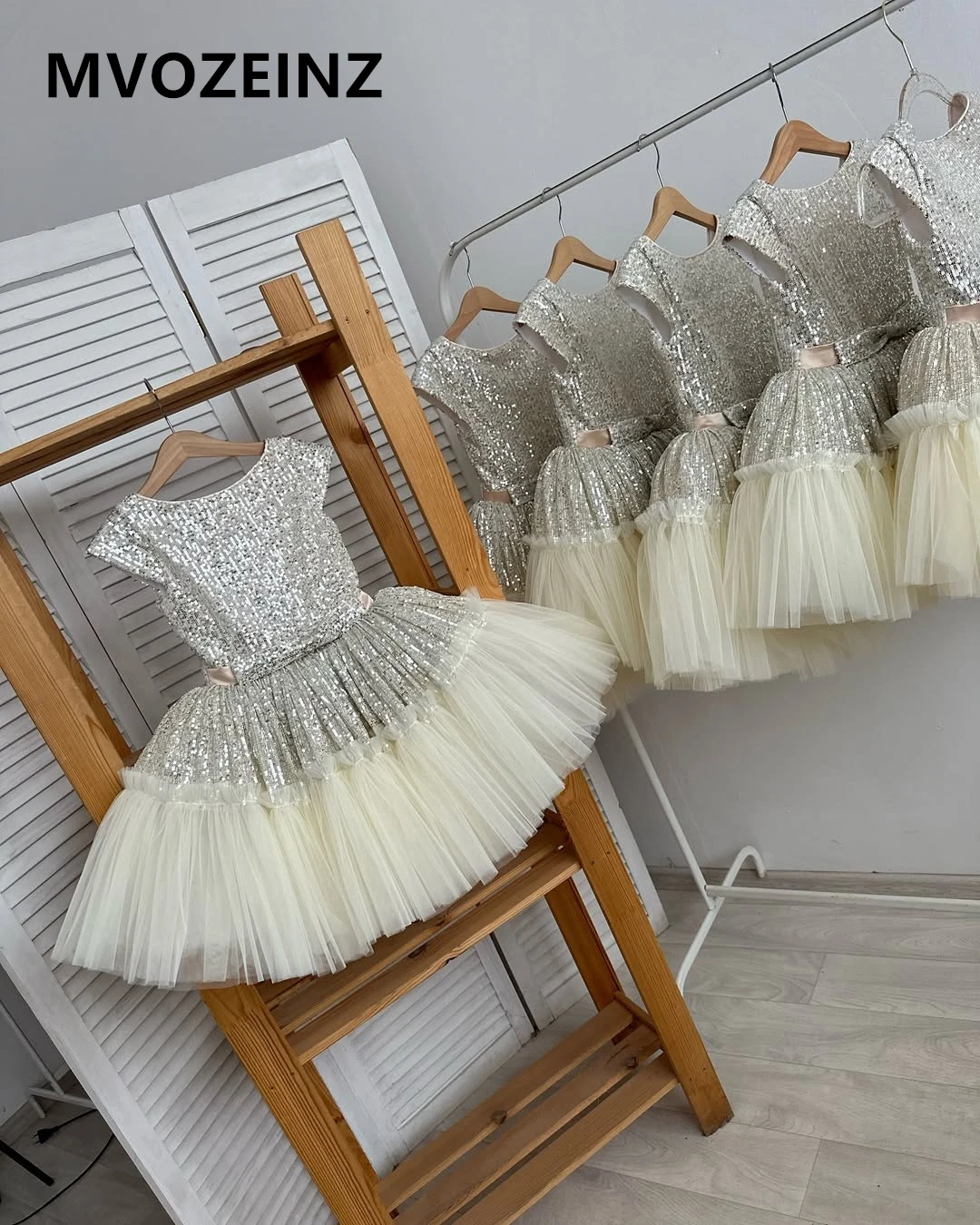 MVOZEIN Glitter Girl Dresses Ivory Flower Girl Dresses Tulle Puffy Baby Girl Dress Kids Girls Clothes Wedding Party Dress
MVOZEIN Glitter Girl Dresses Ivory Flower Girl Dresses Tulle Puffy Baby Girl Dress Kids Girls Clothes Wedding Party Dress
