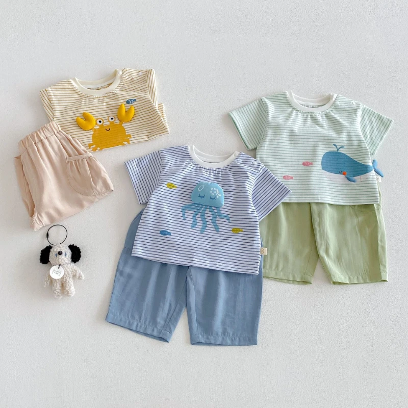 2026 New Summer Children's Marine Animal Printed Short Sleeved Top and Striped Shorts
2026 New Summer Children's Marine Animal Printed Short Sleeved Top and Striped Shorts