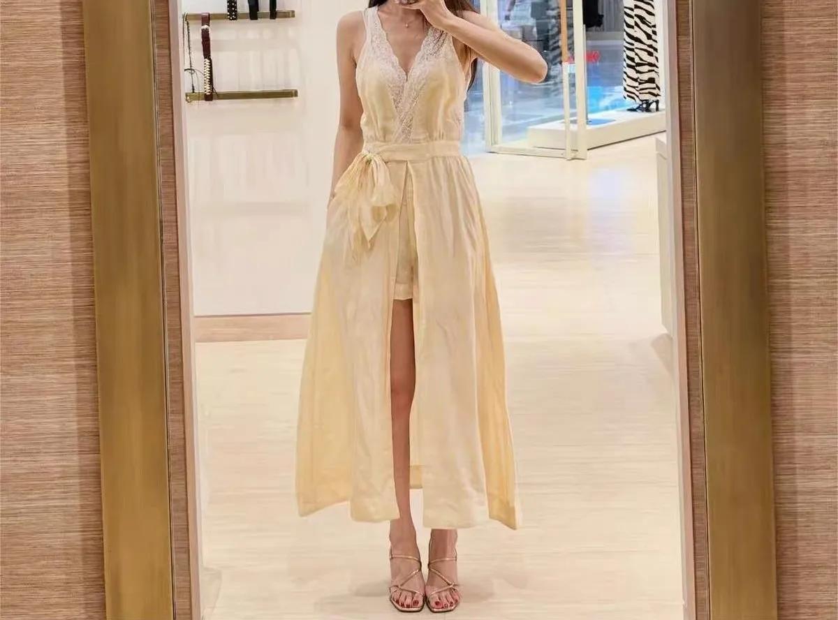 Spring/Summer Women V-Neck Sleeveless Lace Trim Bow Tie Solid Dress Hign Waist A-Line Slim Midi Robe
Spring/Summer Women V-Neck Sleeveless Lace Trim Bow Tie Solid Dress Hign Waist A-Line Slim Midi Robe