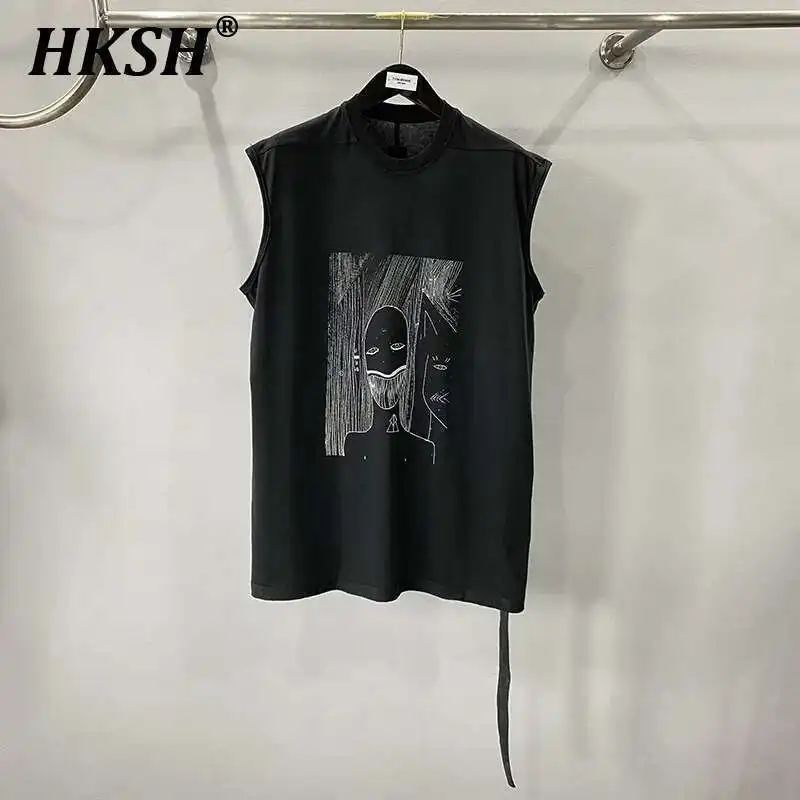 HKSH Summer New Tide Dark Men's Streetwear Sketch Print Vest Loose Large Szie Sleeveless Ragged Edge Black Long Tank Tops HK2032
HKSH Summer New Tide Dark Men's Streetwear Sketch Print Vest Loose Large Szie Sleeveless Ragged Edge Black Long Tank Tops HK2032
