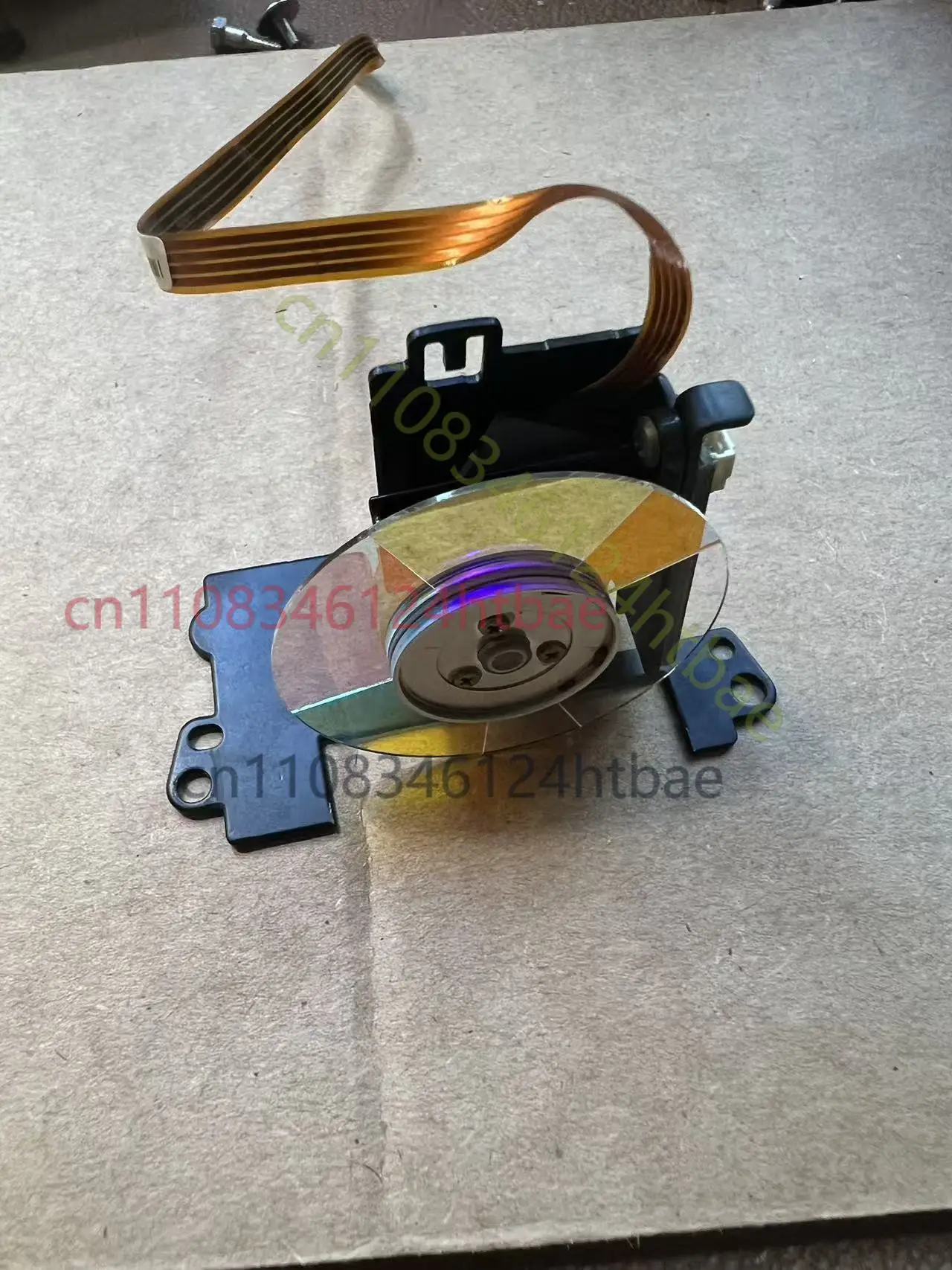 For Acer 6E.1V001.202 Replacement Projector Color Wheel With Housing, Fit for P1185 P1285 P1285B S1285 X1185 X1285 DLP
For Acer 6E.1V001.202 Replacement Projector Color Wheel With Housing, Fit for P1185 P1285 P1285B S1285 X1185 X1285 DLP