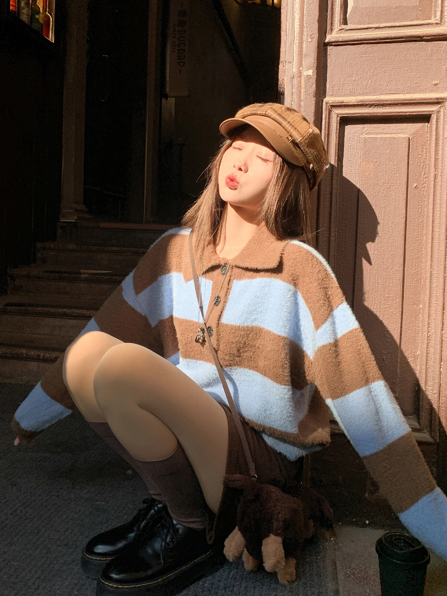 Zeng Xiao Salted Thiened корейский полосатый свитер Ne женский свободный ленивый мягкий вязаный топ осень-зима мода
Zeng Xiao Salted Thiened корейский полосатый свитер Ne женский свободный ленивый мягкий вязаный топ осень-зима мода