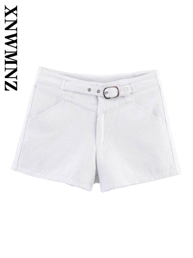 XNWMNZ 2025 Summer New Woman's Simple Fashion Bottoms Casual Women Clothing White Short Pants Versatile Pockets belt
XNWMNZ 2025 Summer New Woman's Simple Fashion Bottoms Casual Women Clothing White Short Pants Versatile Pockets belt