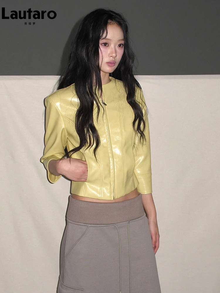 Lautaro Spring Autumn Short Fitted Shiny Light Yellow Pu Leather Jacket Women with 3/4 Sleeve Zipper Luxury Designer Clothes
Lautaro Spring Autumn Short Fitted Shiny Light Yellow Pu Leather Jacket Women with 3/4 Sleeve Zipper Luxury Designer Clothes