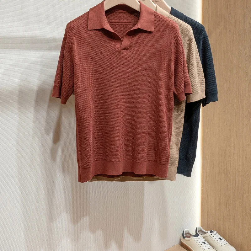 Italian classic casual breathable seagull collar T-shirt with a lapel and short sleeves for men
Italian classic casual breathable seagull collar T-shirt with a lapel and short sleeves for men