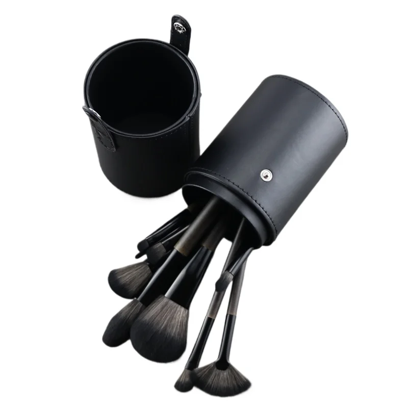 ~14 makeup brush set, loose powder foundation brush, eyeshadow, nose shadow brush.
~14 makeup brush set, loose powder foundation brush, eyeshadow, nose shadow brush.