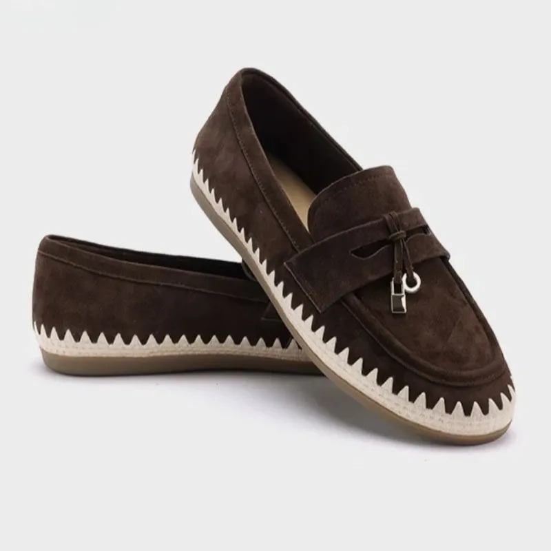 High Quality Womens Suede Leather Loafers with Lock Buckle Decor Flat Slip-On Casual Shoes Stitched Edge Design for Office Daily
High Quality Womens Suede Leather Loafers with Lock Buckle Decor Flat Slip-On Casual Shoes Stitched Edge Design for Office Daily