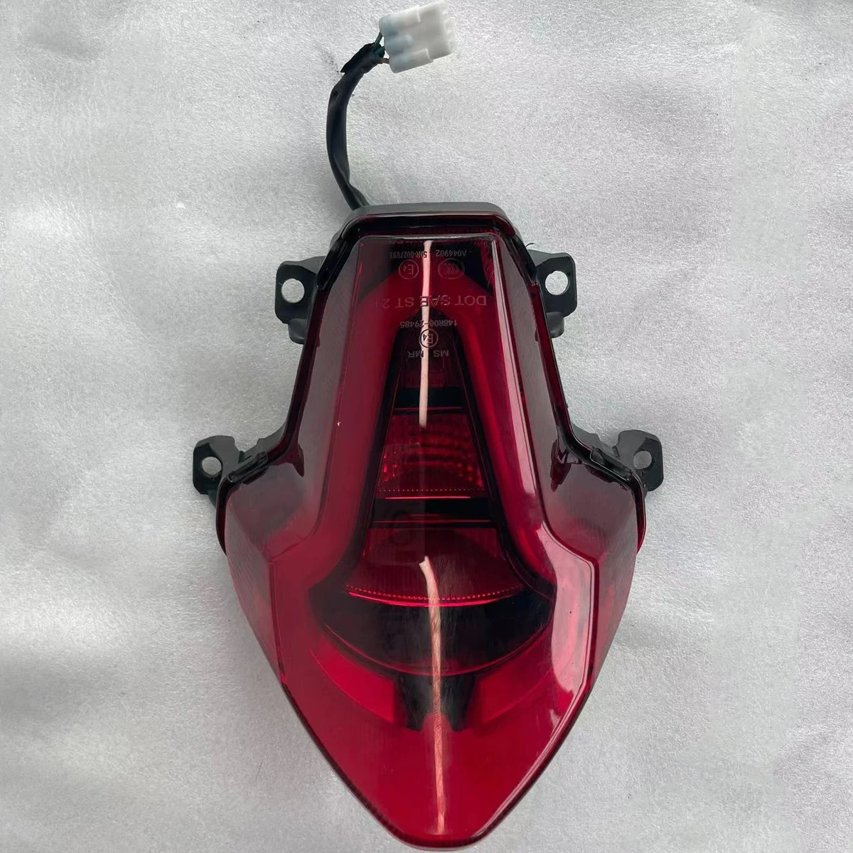 Motorcycle original parts brake lights Rear Tail Lamp Brake Lamp Tail Lamp Assembly Rear Lamp FOR CFMOTO 250SR SR250 CF250SR
Motorcycle original parts brake lights Rear Tail Lamp Brake Lamp Tail Lamp Assembly Rear Lamp FOR CFMOTO 250SR SR250 CF250SR