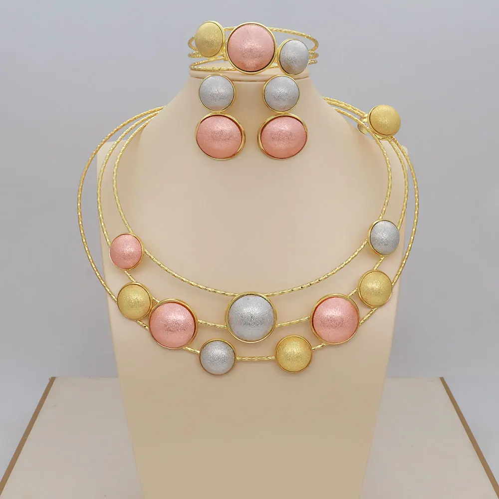 Dubai Woman Jewelry Set Brazillian Gold Plated Twisted Necklace Simple Flower Style Free Shipping
Dubai Woman Jewelry Set Brazillian Gold Plated Twisted Necklace Simple Flower Style Free Shipping