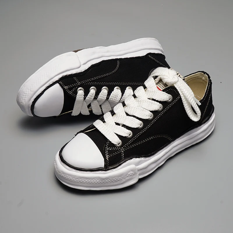 New Casual Running Shoes, Fashionable Walking, Cushioned, Breathable and Comfortable
New Casual Running Shoes, Fashionable Walking, Cushioned, Breathable and Comfortable