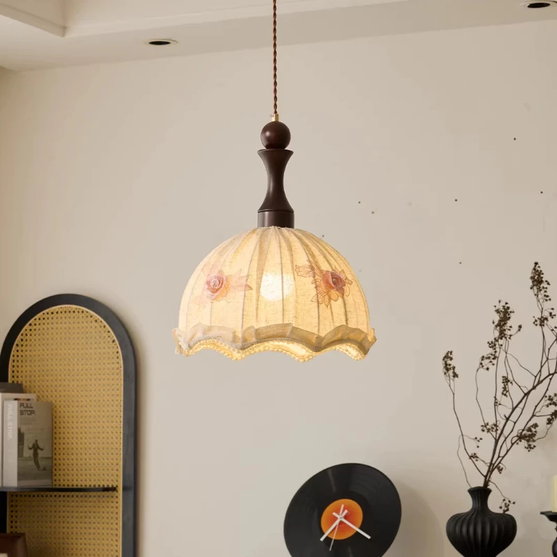 French Vintage Fabric Solid Wood Pendant Light Bedroom Bedside Restaurant Study Balcony Creative Flower Romantic Hanging Lamps
French Vintage Fabric Solid Wood Pendant Light Bedroom Bedside Restaurant Study Balcony Creative Flower Romantic Hanging Lamps