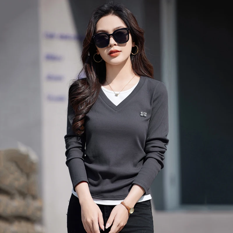 New Women Spring Summer T-shirt Fashion V-Neck Long Sleeve Patchwork Slim Basic Tees Simplicity Casual Contrast Color T-shirt
New Women Spring Summer T-shirt Fashion V-Neck Long Sleeve Patchwork Slim Basic Tees Simplicity Casual Contrast Color T-shirt
