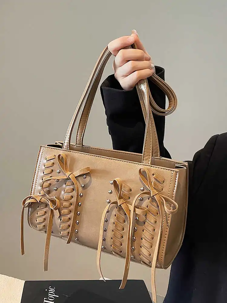 Fashion Textured PU Leather Women Bags Autumn Winter New Tie Design Shoulder Armpit Bag Lady Commuter Handbags
Fashion Textured PU Leather Women Bags Autumn Winter New Tie Design Shoulder Armpit Bag Lady Commuter Handbags
