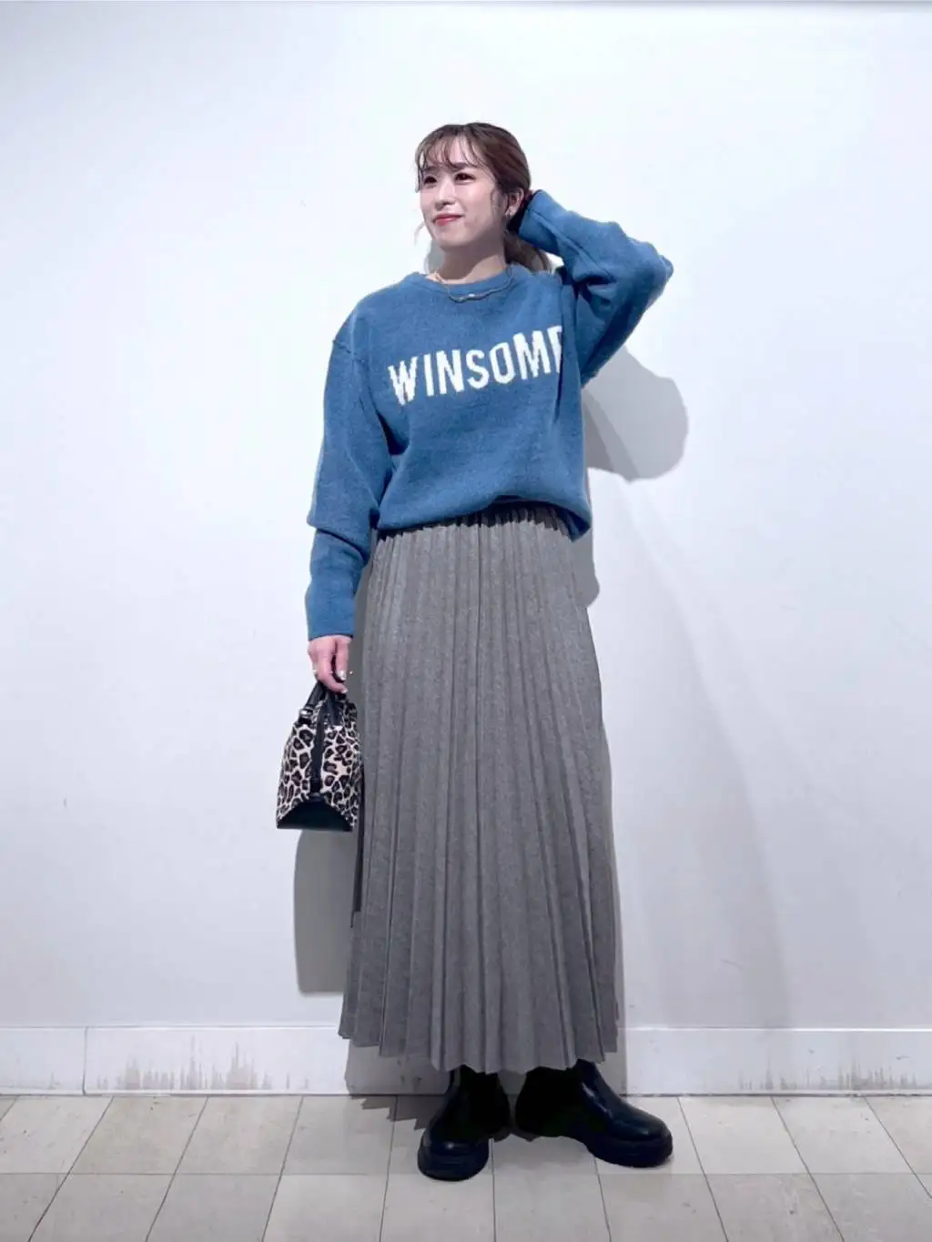 Faionable Color Blo Letter Embroidery круглый пуловер, свитер, женский универсальный свободный крой, длинный свек
Faionable Color Blo Letter Embroidery круглый пуловер, свитер, женский универсальный свободный крой, длинный свек