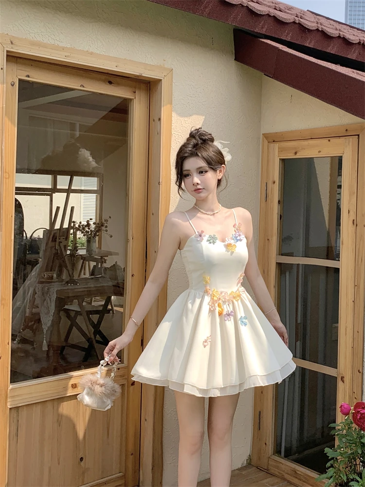 Pure Sexy Floral Strap Dress Women's Summer Hottie Sleeveless Birthday Party Dress Fashion Female Clothes
Pure Sexy Floral Strap Dress Women's Summer Hottie Sleeveless Birthday Party Dress Fashion Female Clothes
