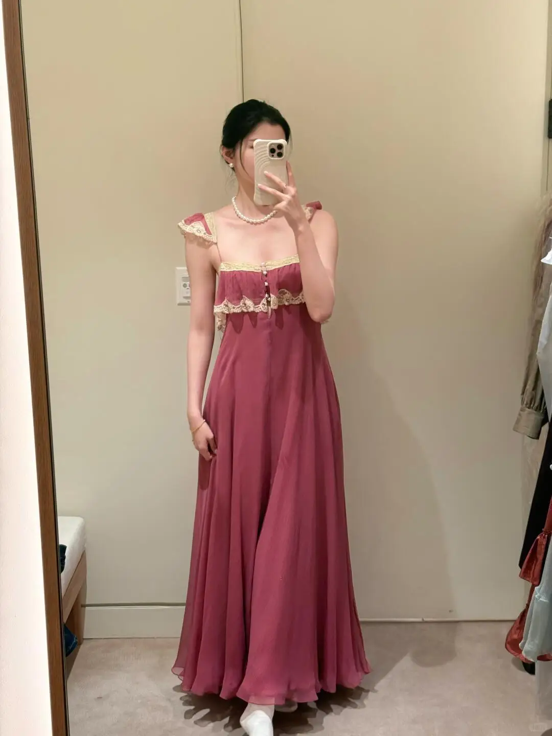 Sexy Ladies Spaghetti Strap Dress Long Fashion Women's Silk Midi Dress Sweet Girls Pink Dress With Lace
Sexy Ladies Spaghetti Strap Dress Long Fashion Women's Silk Midi Dress Sweet Girls Pink Dress With Lace