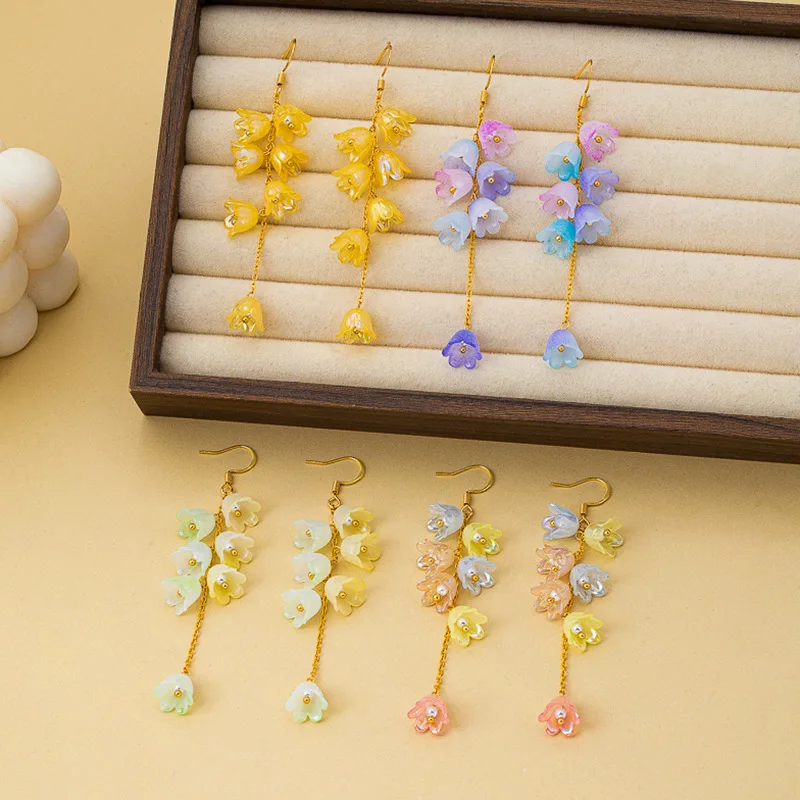 Bohemia Style Elegant Sweet Temperament Niche Design Small Flower Charms Long Tassel Earrings Light Luxury Fashion Versatile
Bohemia Style Elegant Sweet Temperament Niche Design Small Flower Charms Long Tassel Earrings Light Luxury Fashion Versatile