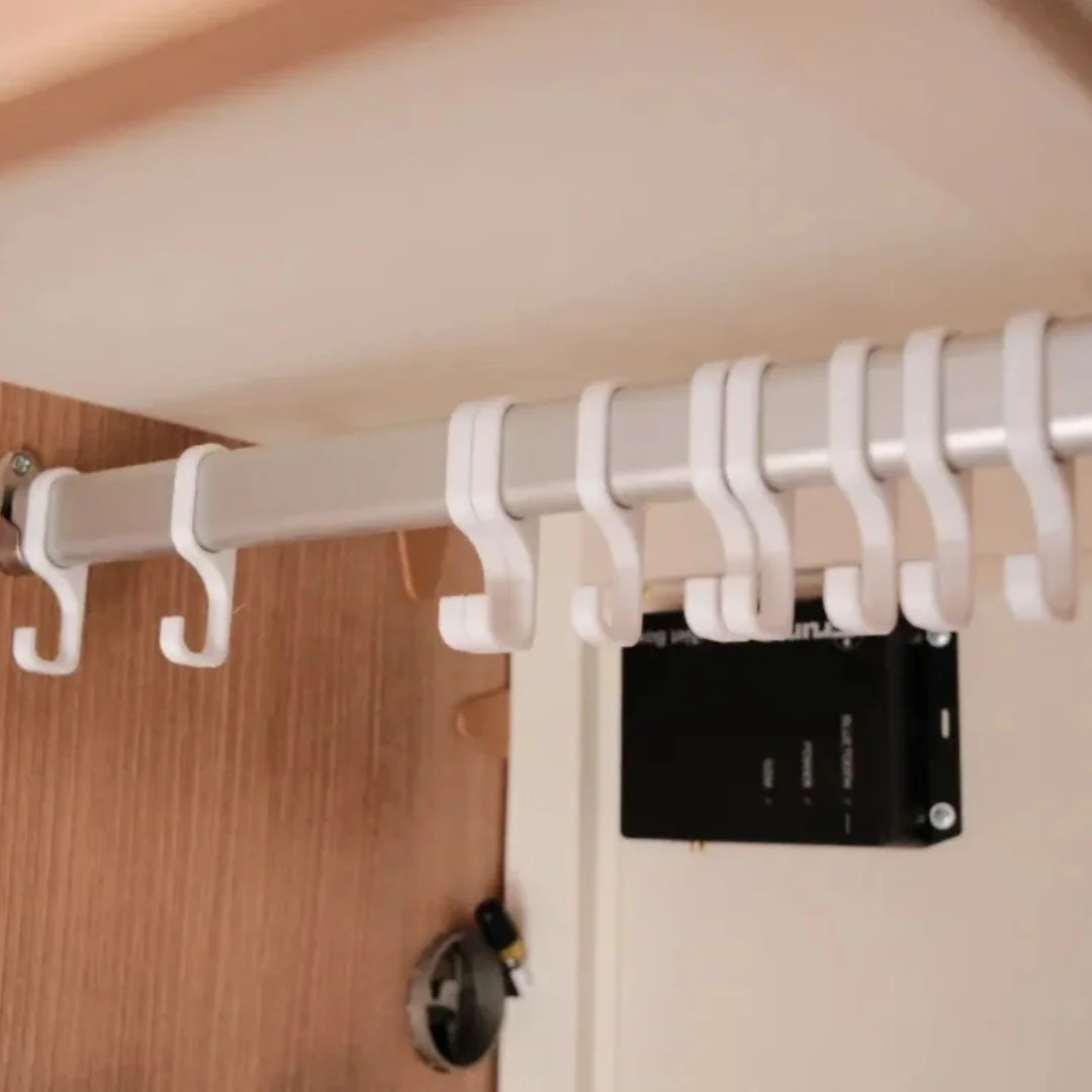 12Pcs Fendt Caravan Wardrobe Hooks, RV Motorhome Clothes Hangers For 30x15cm Clothing Pole, Camper Van Closet Storage Hooks
12Pcs Fendt Caravan Wardrobe Hooks, RV Motorhome Clothes Hangers For 30x15cm Clothing Pole, Camper Van Closet Storage Hooks